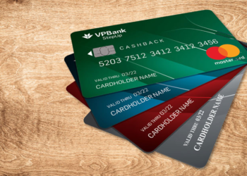 ngan-hang-vpbank-co-thu-phi-thuong-nien-khong-5